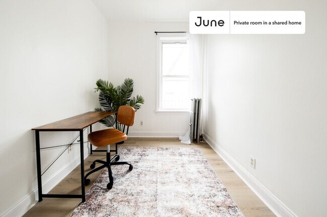 Building Photo - Room in Shared 4 bed/1 bath home in Sunset Park