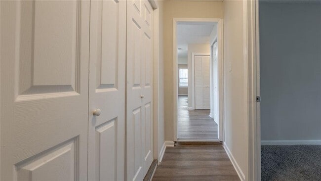 Building Photo - 6218 Creekford Ln