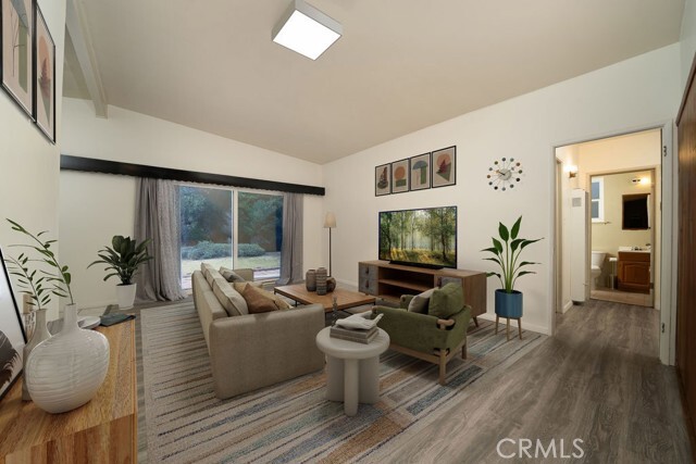 Primary Photo - 1738 W Raymar St