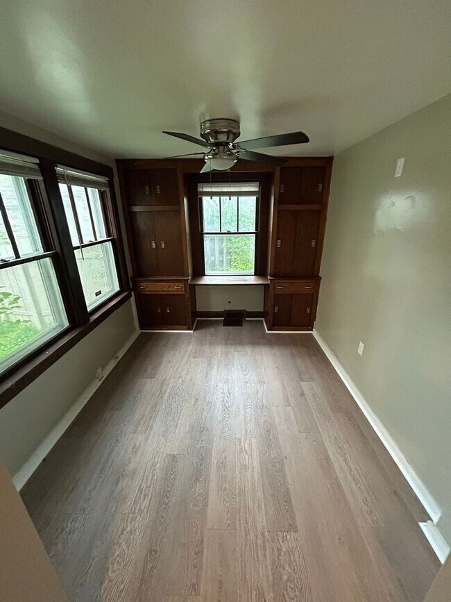 Building Photo - Beautiful 4 Bedroom Home for Rent
