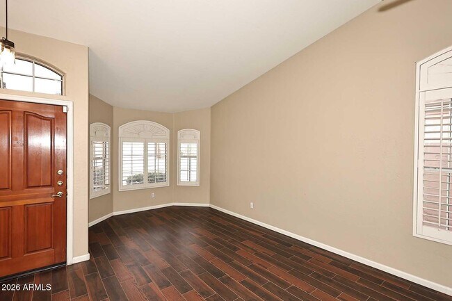 Building Photo - 4591 W Oakland St