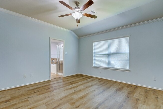Building Photo - 6451 Calgary Woods Ln