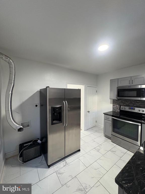 Building Photo - 3752 N 8th St