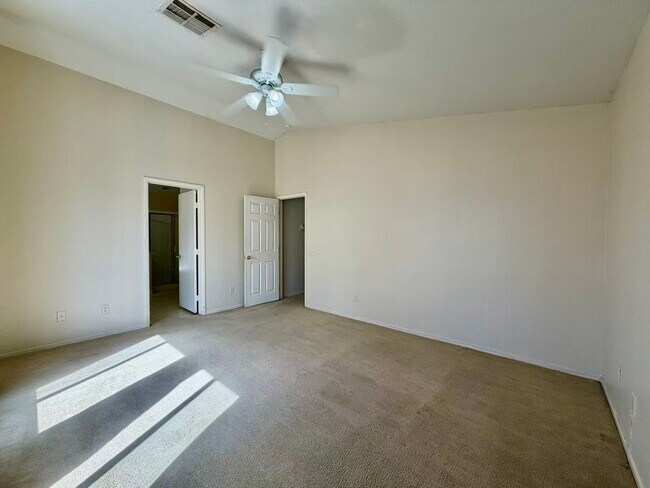 Building Photo - 7932 Seabourn Ct