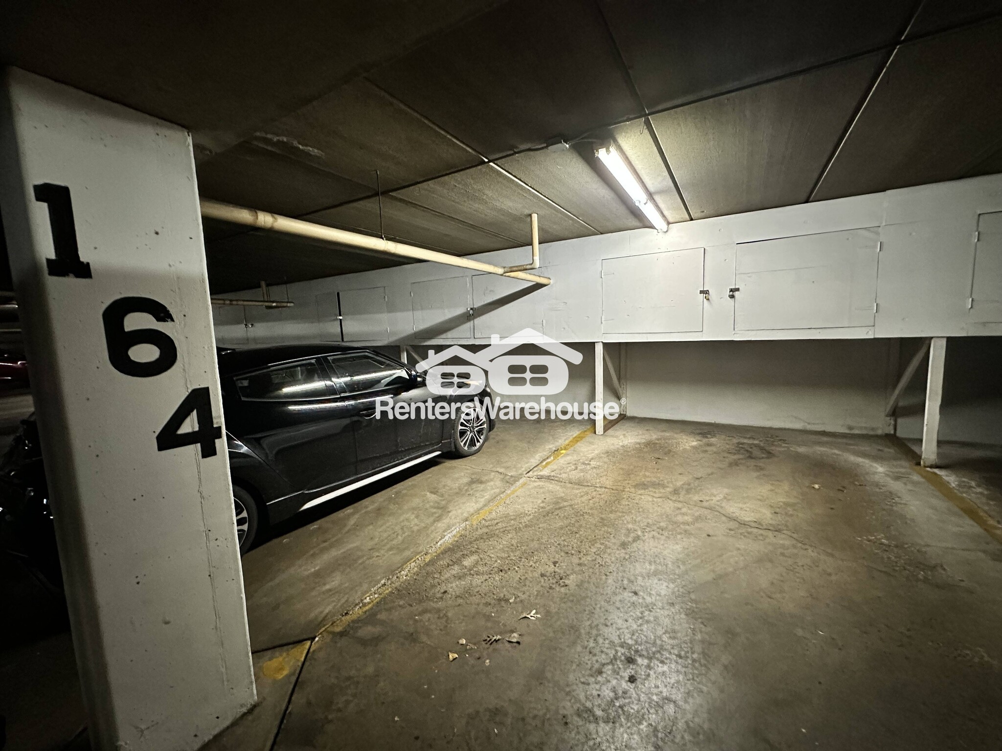 Building Photo - 1601 N Innsbruck Dr