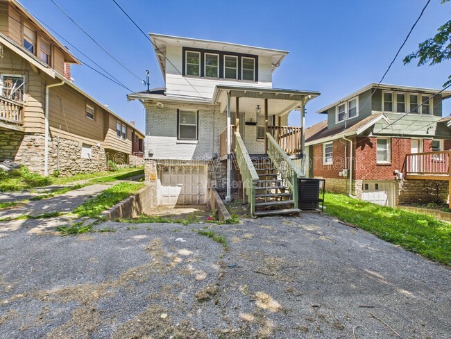 Building Photo - 4140 College Ave