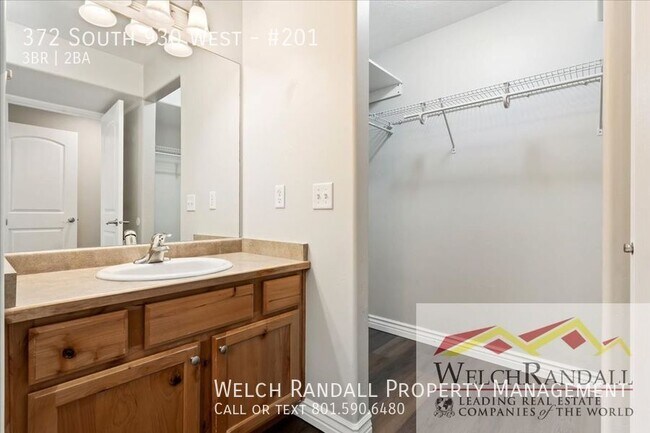 Building Photo - 372 S 930 W