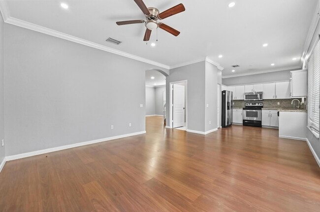 Building Photo - 5049 Starblaze Dr