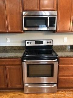 Building Photo - 5220 Chapel Chase Lane