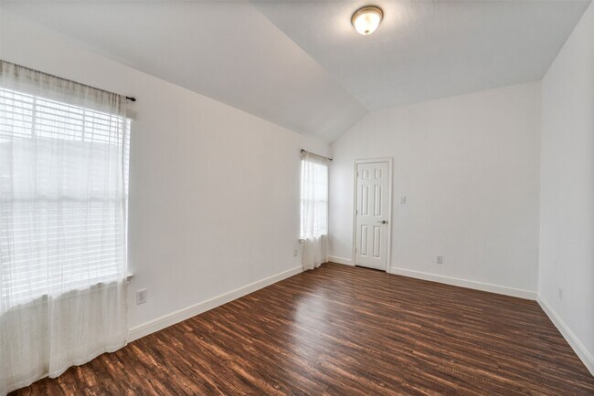 Building Photo - 16810 Noble Pass Ln