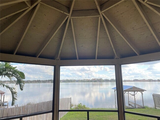 Building Photo - 687 Lake Dexter Cir