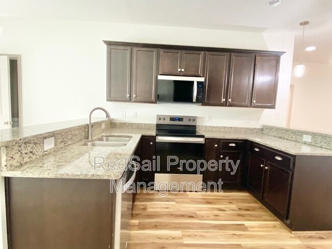 Building Photo - 5309 Rhoda Ln