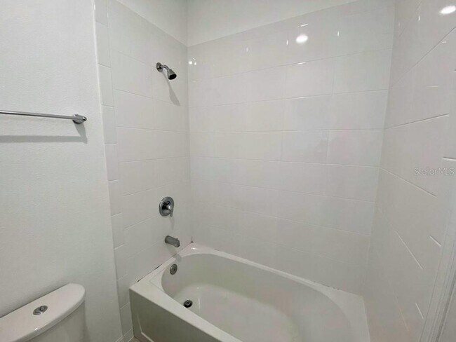 Building Photo - 10271 Austrina Oak Loop