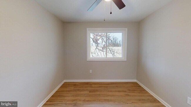 Building Photo - 564 Wilson Bridge Dr