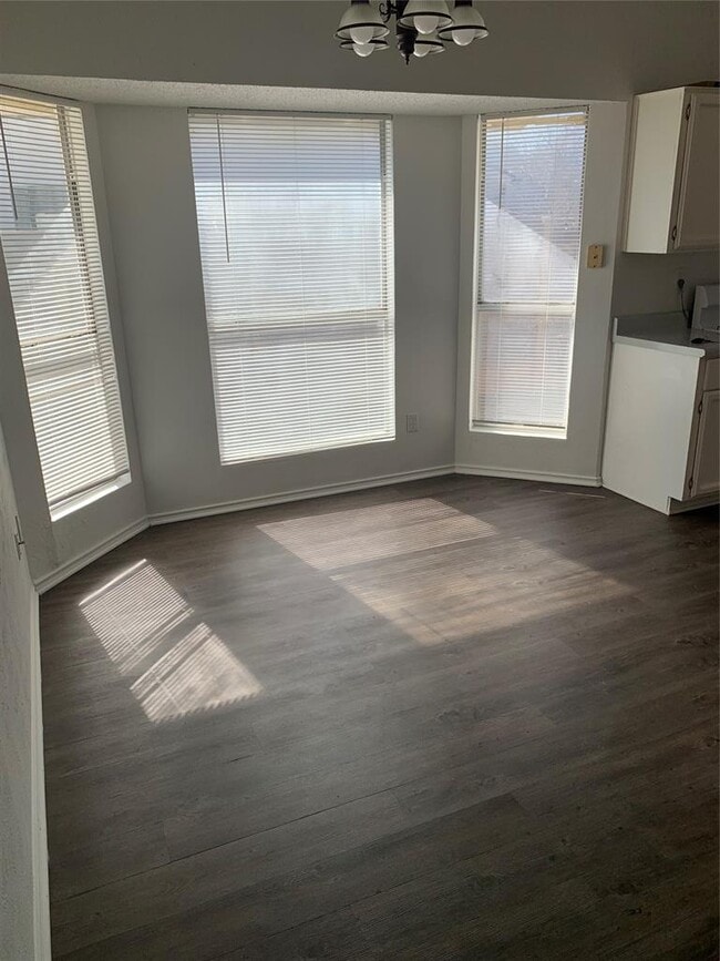 Building Photo - 4608 Bundyhill Dr