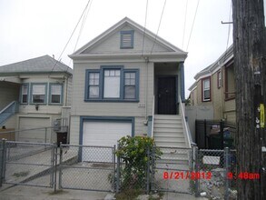 Building Photo - 01623