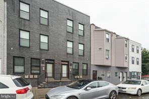 Building Photo - 2515 N Front St