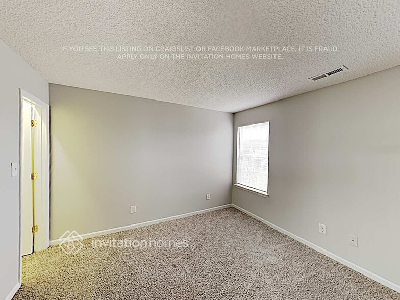 Building Photo - 10538 Plantain Ct