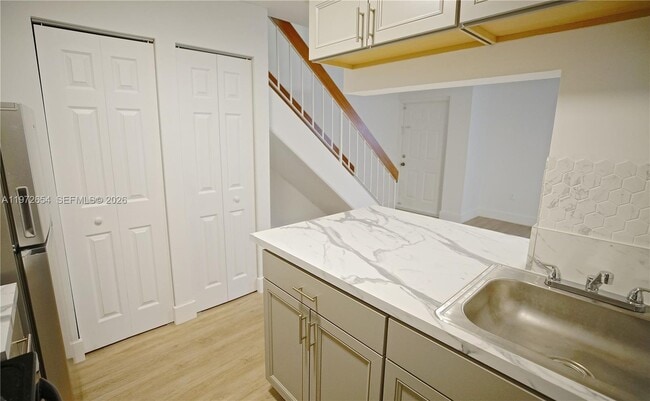 Building Photo - 17425 NW 67th Pl