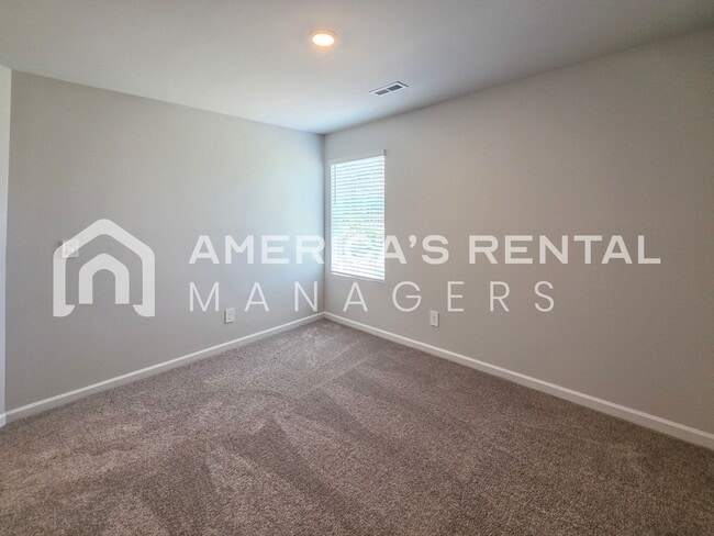 Building Photo - New Construction! Spacious Dual Level Townhome with Attached Garage for Rent in Decatur, AL! DEPO...