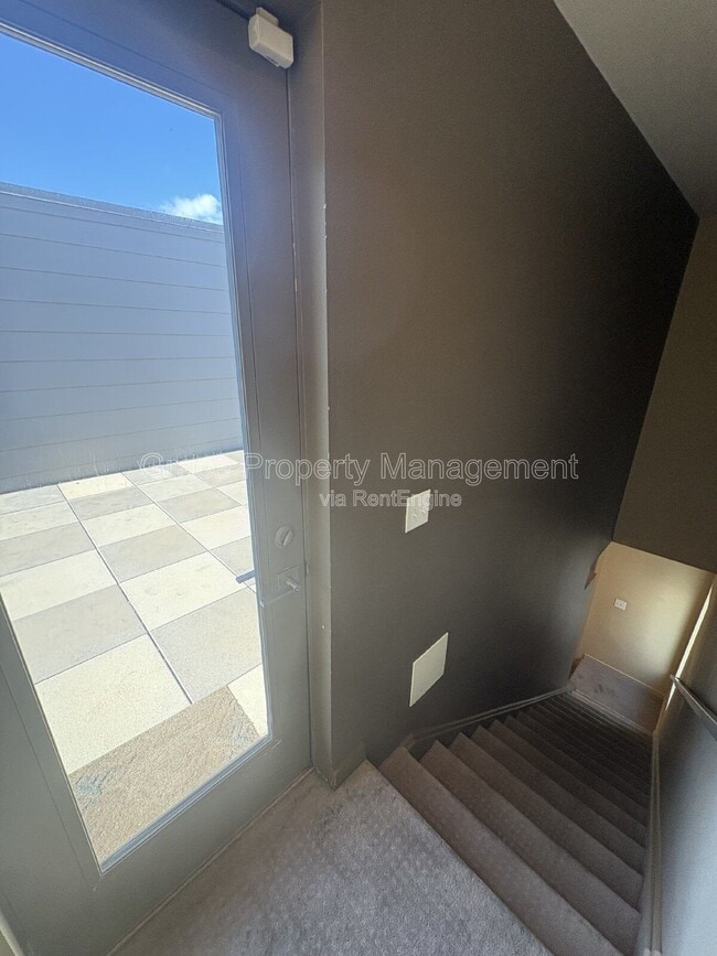 Building Photo - 3400 Larimer St