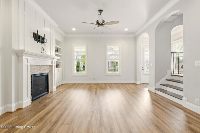 Building Photo - 6218 Mistflower Cir