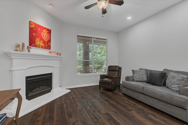 Building Photo - Herritage Ranch Gem