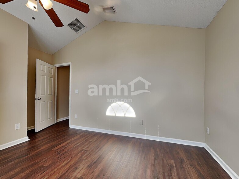 Building Photo - 96067 Waters Ct