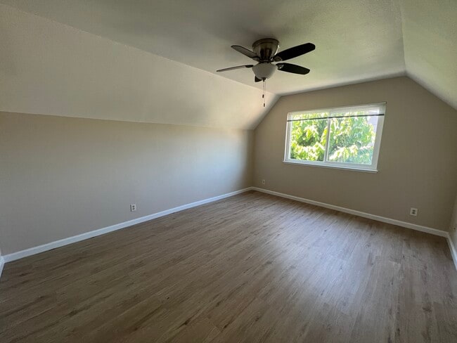 Building Photo - 2082 Treewood Ln