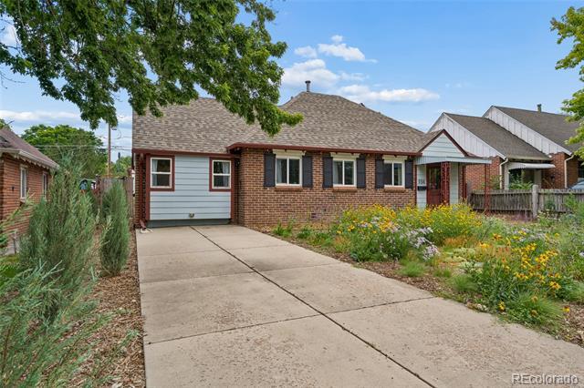 Building Photo - 556 S Canosa Ct