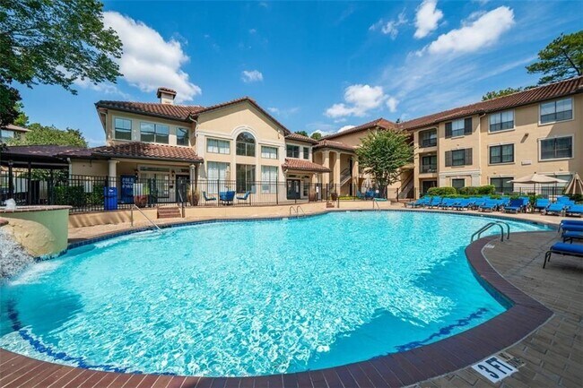 Building Photo - 3777 Peachtree Rd NE