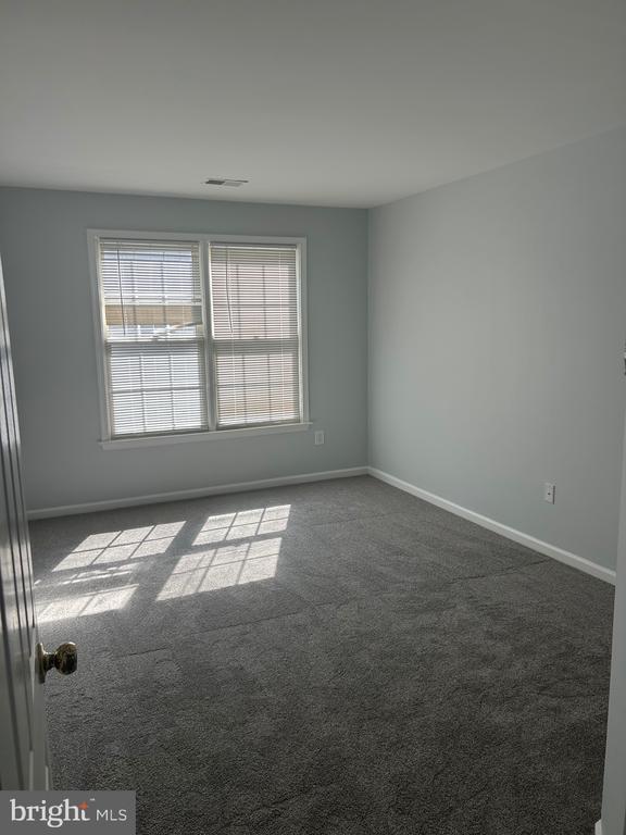 Building Photo - 1821 Peachtree Ln