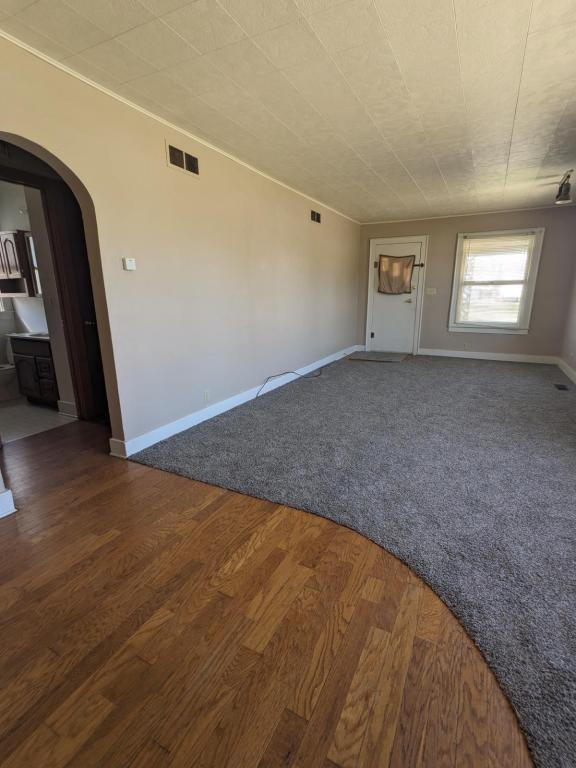 Building Photo - 1112 S Waugh St