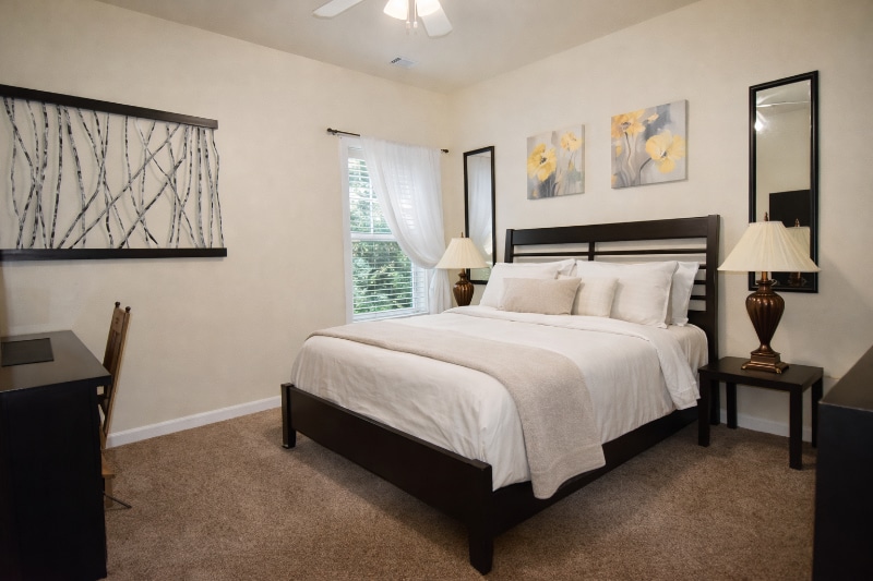 Building Photo - 5025 Hastings Terrace