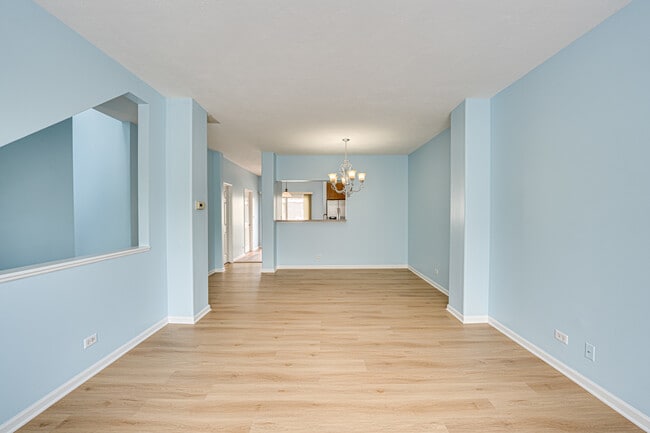 Building Photo - 2353 Twilight Dr