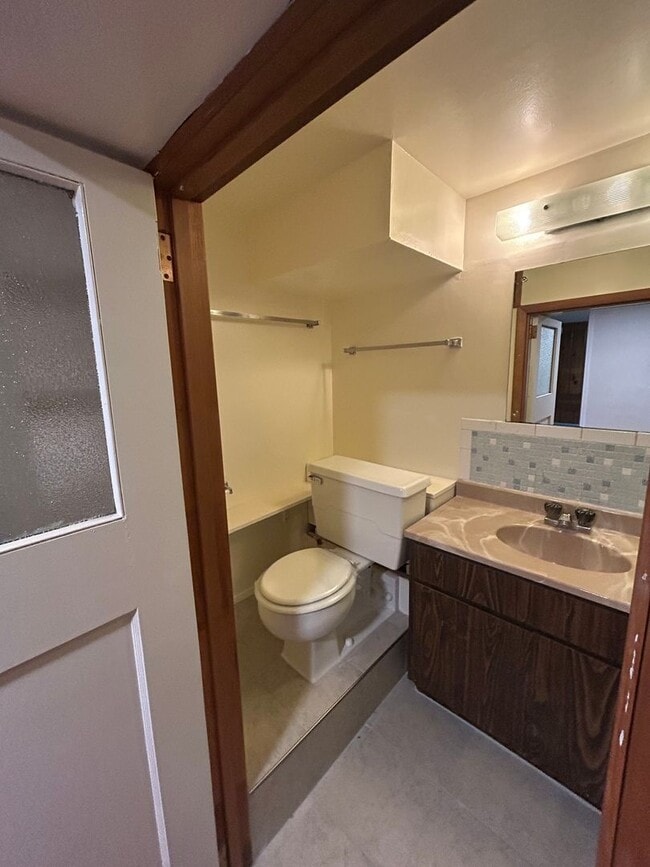 Building Photo - 1862 20th Ave