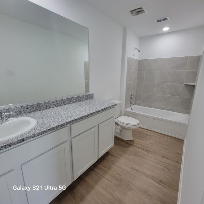 Building Photo - 318 Mahogany Ln