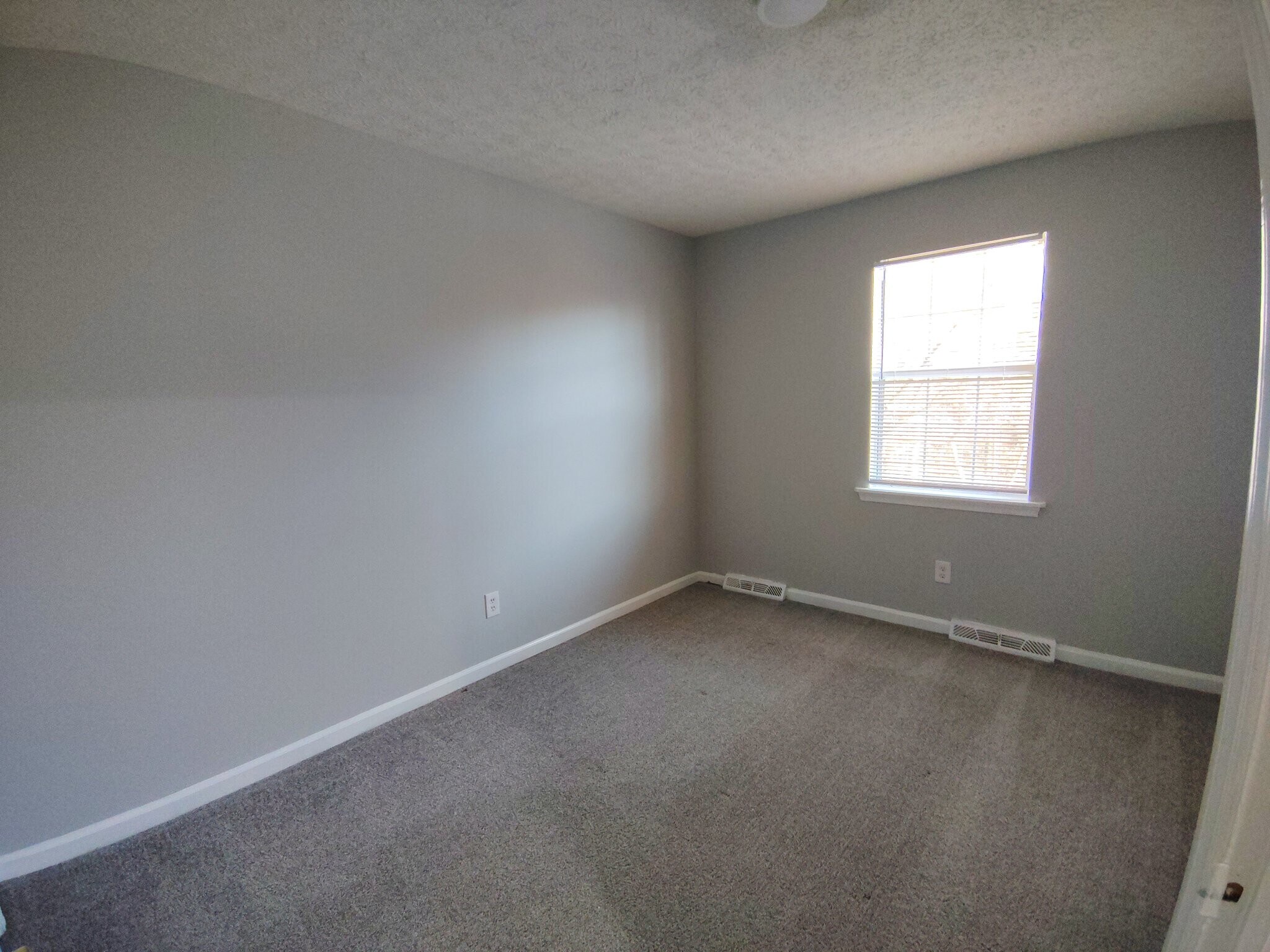 Building Photo - 16 Duiguid Dr