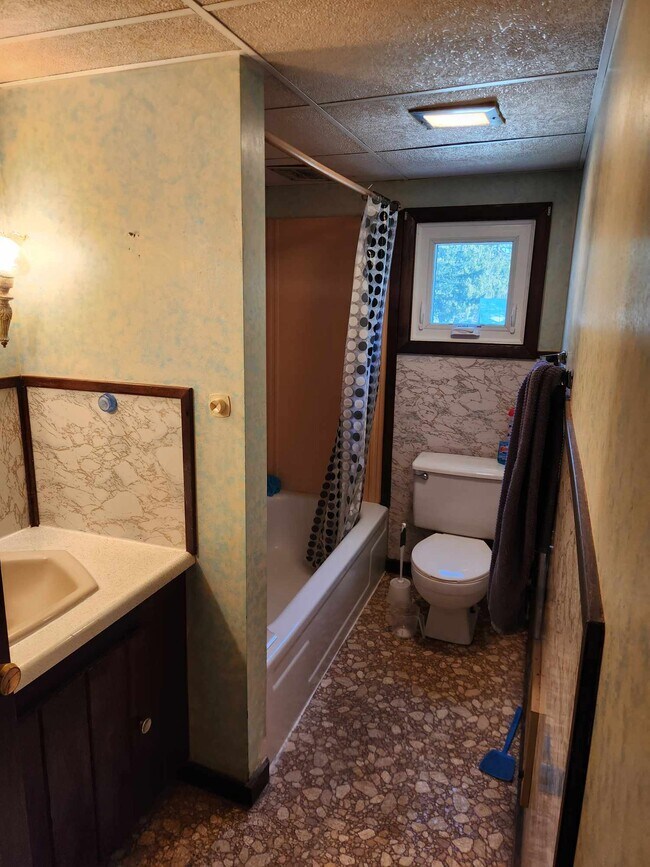 Building Photo - 3570 NY Highway 43