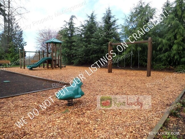 Building Photo - 24520 95th Pl S