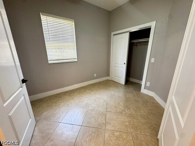 Building Photo - 8969 Spring Mountain Way
