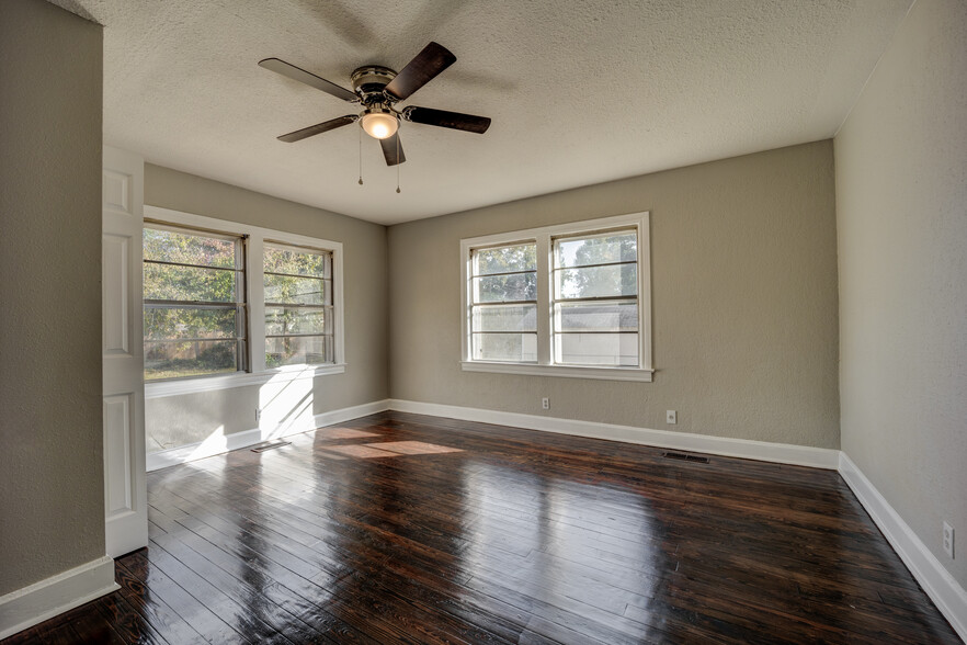 Building Photo - 1426 N 40th St