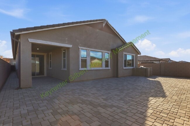 Building Photo - Modern Mesa Living in a Prime East Valley Location