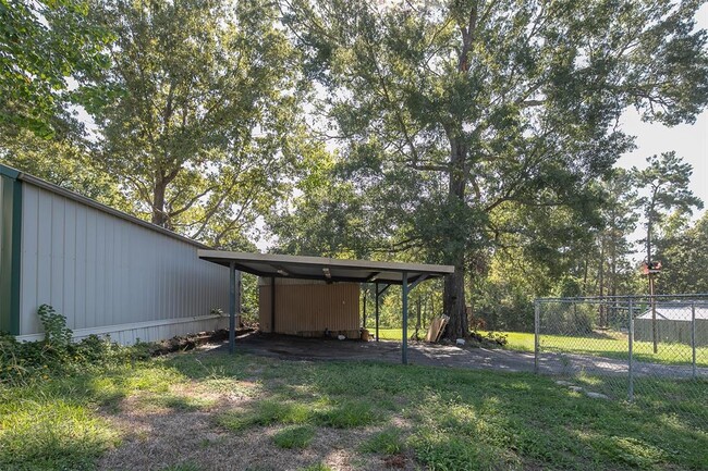 Building Photo - 194 Sonnys Ln