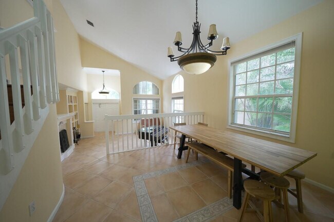 Building Photo - 1395 NW 155th Ln