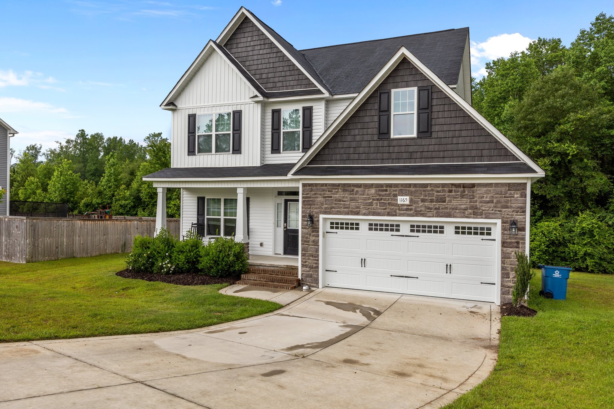 Building Photo - 1165 Camellia Dr