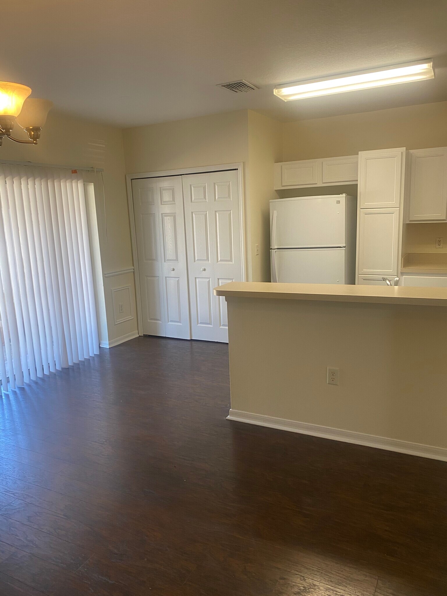 Building Photo - 1508 Blue Magnolia Rd