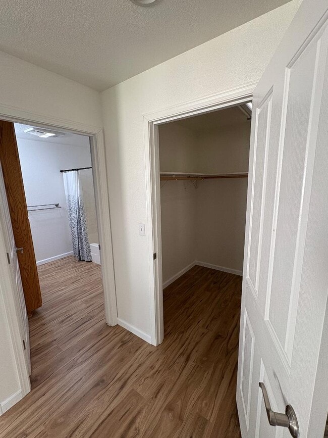 Building Photo - 310 Barbara Ave