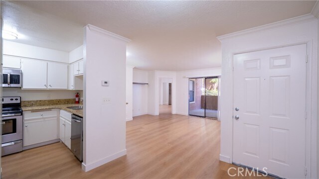Building Photo - 10655 Lemon Ave