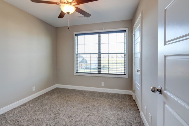 Building Photo - Pet Friendly Four Bedroom with Basement!